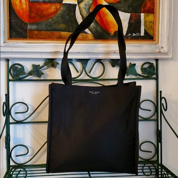 COPY - ♠️ KATE SPADE TOTE ♠️ - Picture 1 of 11